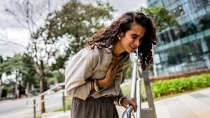 Koroner Arter Hastalığından Korunmada Risk Faktörlerinin Yönetimi: Yaşayan Yaşam Tarzı Değişiklikleri