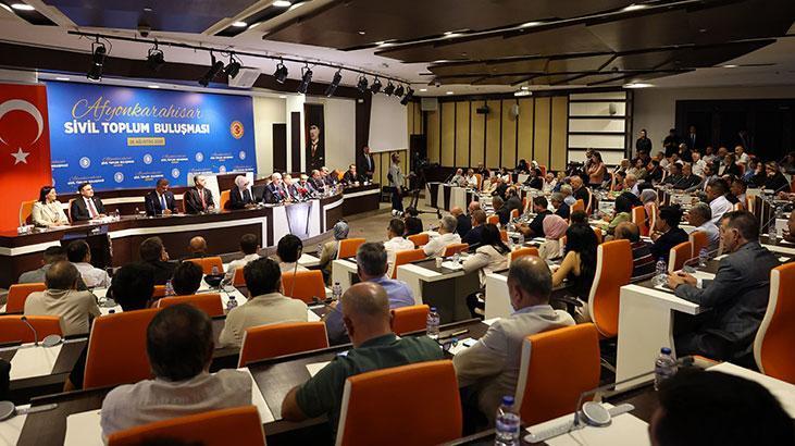 Kurtulmuş: Türk milleti birlik ve dirlik ruhuyla geleceğe yürüyen güçlü bir yapıya sahip