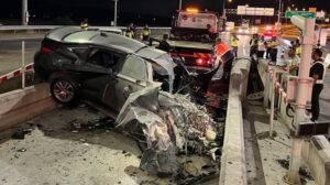 Kuzey Marmara Otoyolu’nda feci kaza: Gişenin beton banketine çarpan sürücü hayatını kaybetti