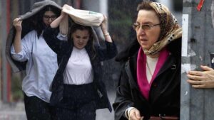 Meteoroloji Genel Müdürlüğü Açıklamasıyla Türkiye Hava Durumu: Yağışlar ve Sıcaklıklar Hakkında Güncel Bilgiler