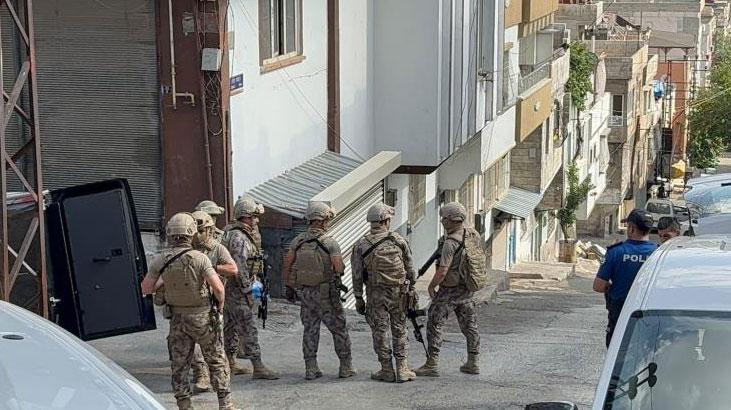 Şanlıurfa’nın Şehitkamil ilçesinde firari hükümlü yakalandı: Eve saklanan cezaevi firarisi etkisiz hale getirildi