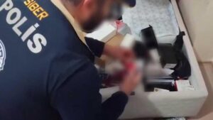 Siber Suçlarla Mücadelede 198 Şüpheli Yakalandı: 189 Milyon TL Değerinde Varlığa El Konuldu