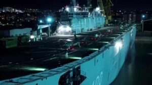 TCG Anadolu’da İnsansız ve Helikopterli Havalimanı Günlük Yaşamı