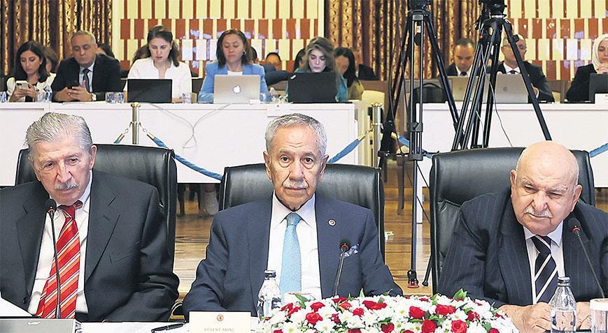 Terörsüz Türkiye için Komisyonun Yol Haritası ve Siyasi Dersler