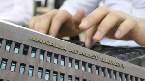 UYAP’e Giriş Yoluyla Dosyaları Kapatmaya Çağrılan Zabıt Katibi ve 16 Sanık İçin Yargılama Devam Ediyor