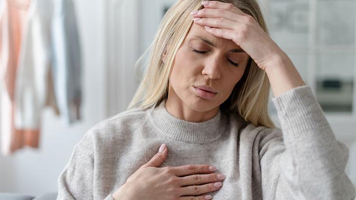 Yorgunluk sandığınız kalp rahatsızlığı olabilir! İşte alarm veren işaretler