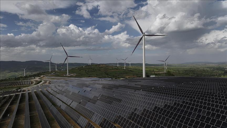 Ağustos Ayında Türkiye Elektrik Üretiminde Yenilenebilir ve Fosil Kaynakların Dengesini Görselleyen Gelişmeler