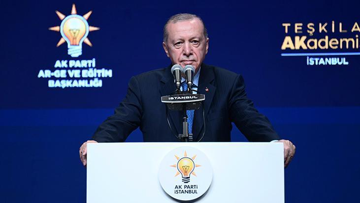 AK Parti Teşkilat Akademisi Kapanış Konuşması ve Siyasi Vurgular