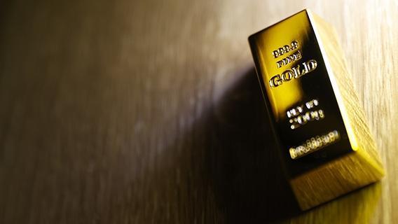 Altın Fiyatlarında Rekor Dalgası ve Fed ile Bütçe Gerginliği