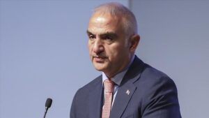 Ayasofya Restorasyonu: Çelik Platform ve Güçlendirme Çalışmaları Hızla İlerliyor