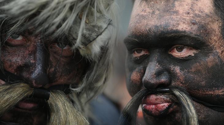 Balıkesir’de Kuvayımilliye Anısına Düzenlenen Çelenk Töreni ve Halk Oyunları Gösterisi