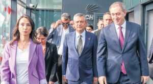 Bina Basın Açıklaması ve Demokrasi Duruşu: CHP ve Destekçilerinin Sokağa ve Hukuka Tutunması
