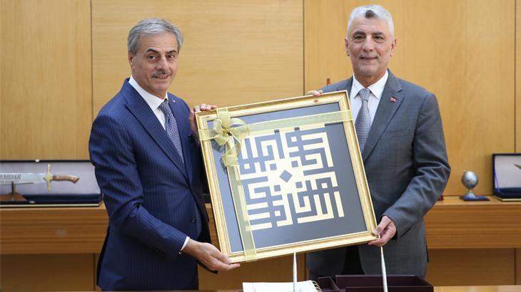 Bolat’ın Sakarya Ziyaretinde Kent Protokolüyle Karşılama ve Verimli Görüşmeler