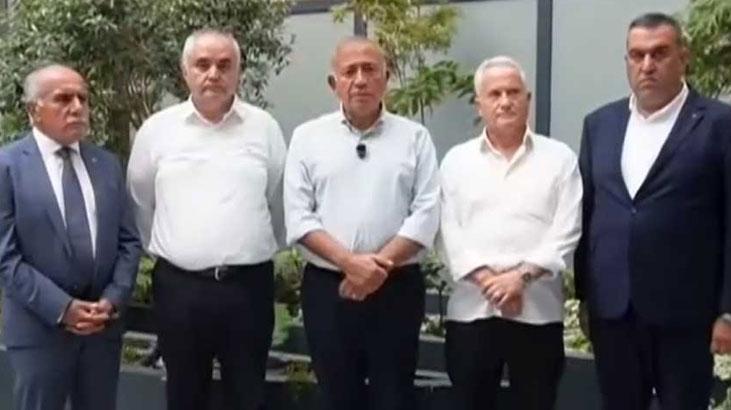 CHP İstanbul İl Kongresiyle İlgili Hukuki Süreç ve Geçici Yönetim Kararı: Tepkiler ve Açıklamalar