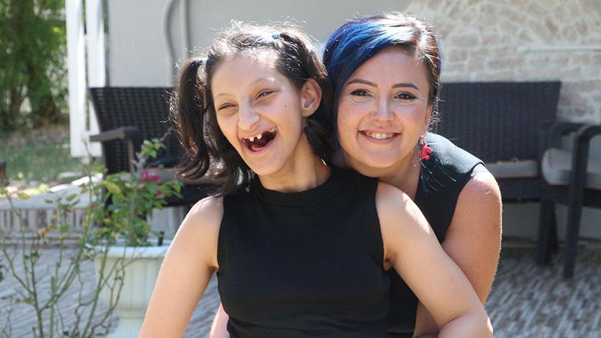 ÇÖZGER Raporu ve Evde Eğitim İçin Zorlu Yol: Özge Duru’nun Anlatımıyla Özel Gereksinimli Çocuklar İçin Yaşanan Bürokrasi