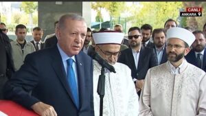 Erdoğan’a Mesai Arkadaşı Hamdi Kılıç: Cenaze Töreni ve Anıların Anlatımı