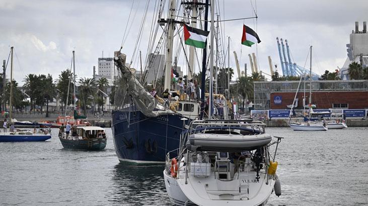 Gazze’ye doğru yola çıkan Küresel Sumud Filosu’nun Yeni Seyri: Açık denizdeki buluşmalar ve çok uluslu katılım
