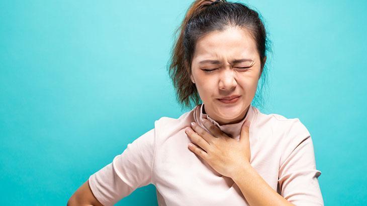 Gırtlak Kanseri: Riskler, Belirtiler ve Erken Tanının Önemi