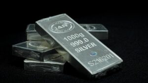 Gümüş Piyasasında Fed Beklentileri ve Enflasyon Bağlamında Değişen Dinamikler