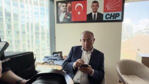 İstanbul CHP İçin Yeni Dönem: İl Başkanlığı Binasında Gerginlik ve Stratejiler