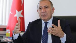 İstanbul İl Kongresi ve 196 Delege Görüşleri Çerçevesinde CHP’de GelişenTedbirler: Mahkeme Kararları ve Açıklamalar