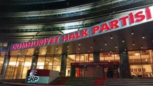 İstanbul İl Kongresi ve CHP’de Kriz: Tedbirlerle Gelen Gecikmiş Sözler ve Kararlar