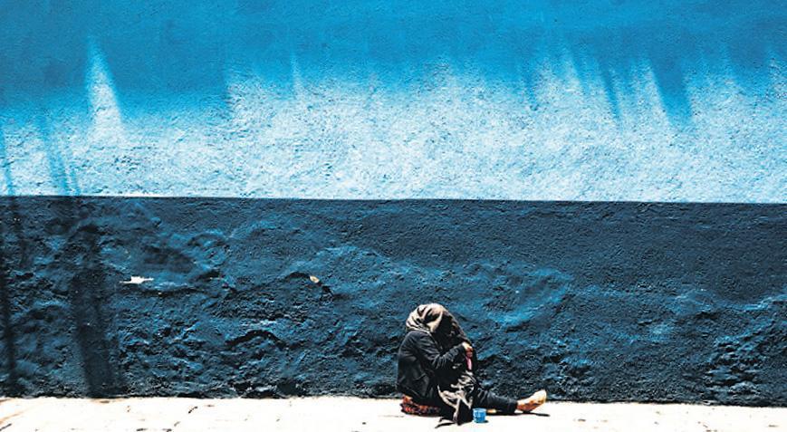 İzleyiciyle Yalnızlığın Rejisi: Zeki Demirkubuz ve Fotoğrafın İçindeki Keskin Gölge