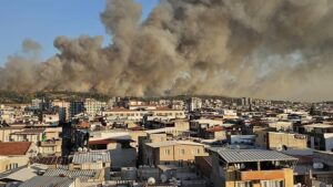 İzmir Yangını Soruşturması: İnşaat Çalışanları Hakkında Hazırlanan İddianame ve Olayın Geçmişi