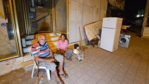 Kiracı Ailesinin Zorlu Günleri: Evinin Eşyasıyla Sokakta Kaldı