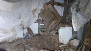 Kırsalda Çatı Çökmesi: Anne ve İki Çocuk Hayatını Kaybetti, Diğerleri Yaralandı