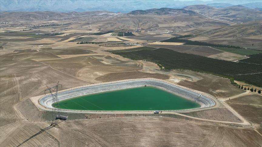 Kışın Depolanan Suyla Yazın Verimliliği Artıran Elma Bahçesi Yeni Su Yönetimi