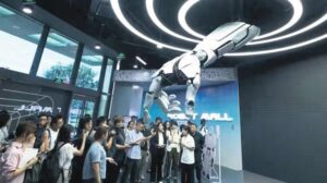 Küresel Tedarik Zincirinde Çin: Düşük Maliyetli Otomasyon ve Yapay Zekâ Destekli Dönüşüm