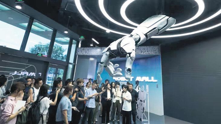 Küresel Tedarik Zincirinde Çin: Düşük Maliyetli Otomasyon ve Yapay Zekâ Destekli Dönüşüm