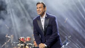 Mario Frangoulis ve Burcu Hancı İstanbul’da Sırtaikiyle Unutulmaz Bir Akşam Yaşattı