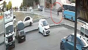 Palandöken’de Bisikletli Çocuğa Otobüs Çarpması: Beyin Cerrahisi Yoğun Bakımında Yaşam mücadelesi