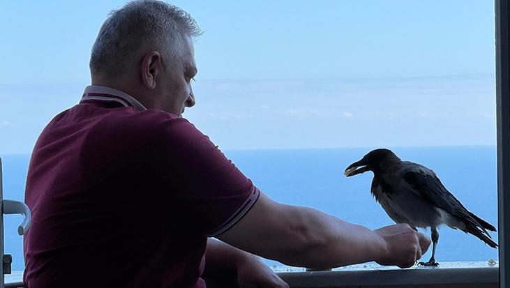 Şakir: Mahalle Sıska Dostluğun Sembolü ve Karga Hikayesi