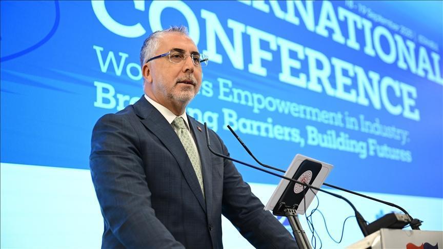 Sanayide Kadınların Güçlenmesi: Türkiye’de Kadın İstihdamı ve Sürdürülebilir Kalkınma Perspektifi