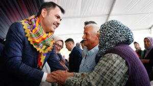 Sındırgı ve Bigadiç’te Deprem Sonrası Yeni Evler İçin Hızlı Temel Atma Töreni ve Toplu Konut Planı