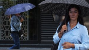 Türkiye İçin Güncel Hava Yayımları ve Uyarılar: Bölgeler Arası Yağış ve Sıcaklık Bilgileri