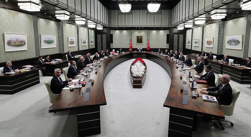 Türkiye Liderlerinin NSosyal Paylaşımlarından Öne Çıkan Güç ve Vizyon Vurgusu