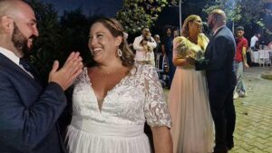 Türkiye’deki Temsili Düğünde İki Ülkenin Aşkı: Meghan Beck ve Ertan Küçüköksüz’ün Yeni Evliliği