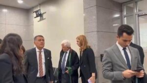 TÜSİAD Başkanı ve YİK Başkanı Hakkında Dava Görüşmesi Yeniden Görüşmede: Erteleme ve Savunma Detayları