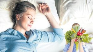 Uyku Kalitesini Destekleyen Besinler ve Uykuyu Kaçıran Yiyecekler: Uzman Tavsiyeleriyle Dengeli Bir Akşam Yemeği Rehberi