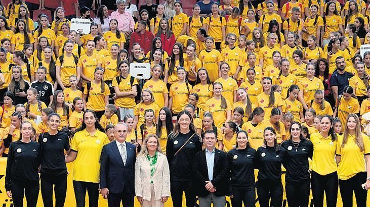 VakıfBank ve Bosna Hersek’te 38 Spor Okulu: Kadın Voleybolunda Yeni Bir Uluslararası İş Birliği
