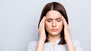 Yaşla Gelen Sessiz Yükseliş: 65 Sonrası Alzheimer Riskleri ve Erken Tanı Stratejileri