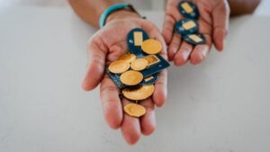 Altın Fiyatlarındaki Hızlı Artış ve Görünmeyen Etkenler: Yıl Sonu Tahminleri ve Piyasa Yorumu