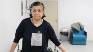 Ayağa Kalkmayı Başaran Kadın: Nalan Erkoç’un İyileşme Hikayesi ve Ekip Çalışmasının Gücü