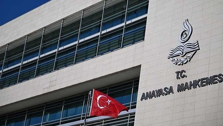 AYM Kararı: Evli Eşi Almanya’da Yaşayan Çifte Aile Hayatı Hakkının İhlali İncelemesi