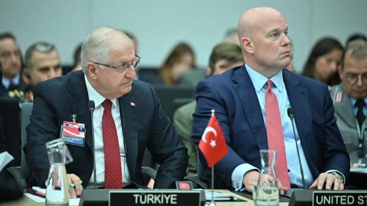 Brüksel Zirvesinde Görüşmeler: Yaşar Güler’in NATO Faaliyetleri ve Üçlü Görüşmeler