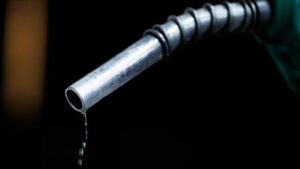 Ekim 2025 Kısa Dönem Enerji Görünümü: Petrol Piyasasında Denge ve Gelecek Yıl Tahminleri